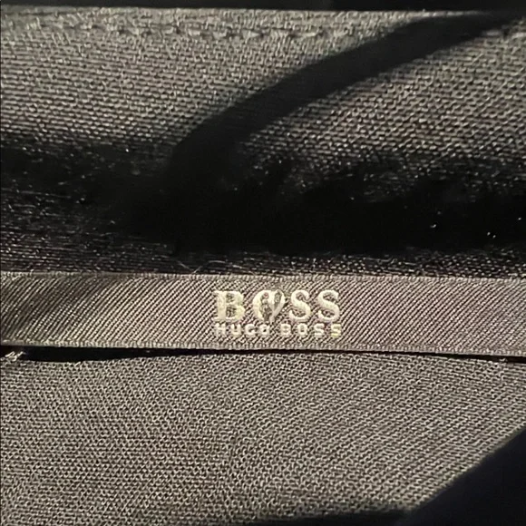 Hugo Boss Classic Black Pencil Skirt - Picture 4 of 7